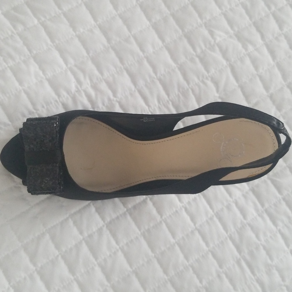 Glitter Heels made by Disney - Picture 2 of 4